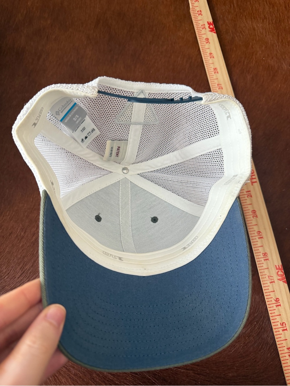 Grey Columbia PFG Hat - Picture 3 of 8